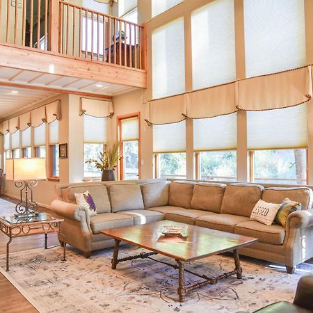 River Lyric Lodge - Formerly Double Dog 红河 外观 照片