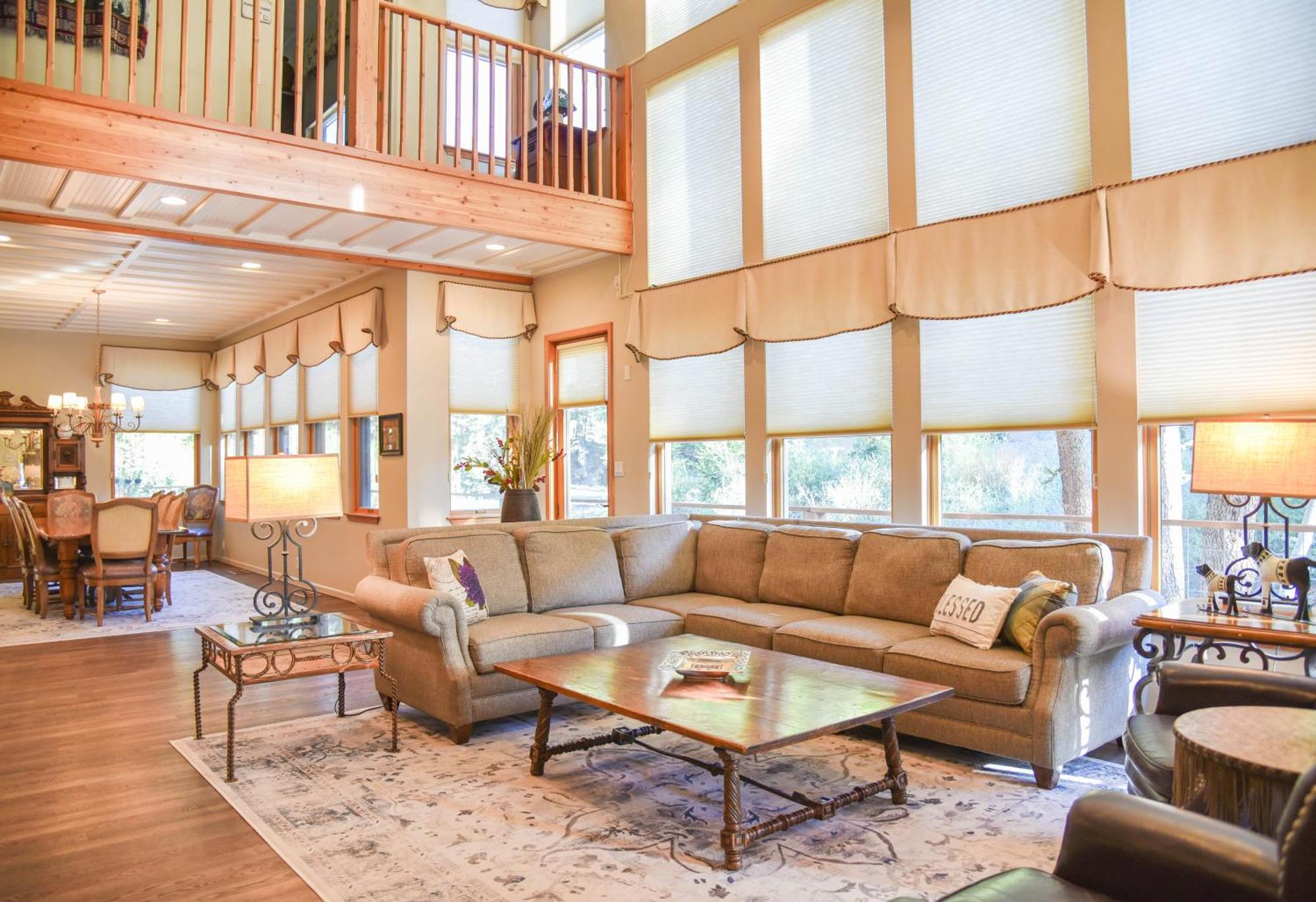 River Lyric Lodge - Formerly Double Dog 红河 外观 照片